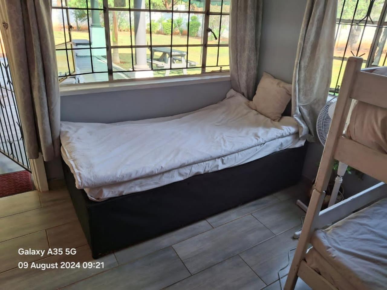 Choice Backpackers Lodge Bulawayo Kültér fotó